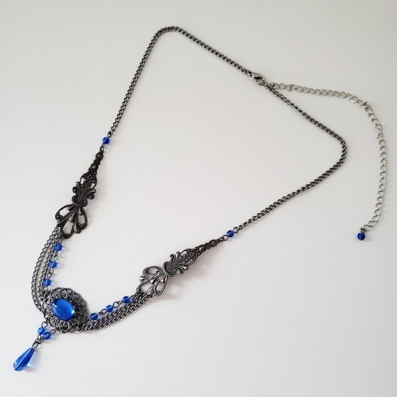Vintage Necklace in Blue - Picture 1 of 3